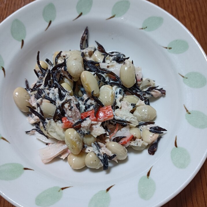 栄養満点!超簡単ひじきと大豆のマヨネーズ和え